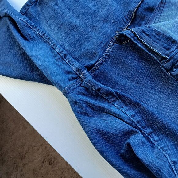 Levi Strauss Signature Modern Capri Denim Pants 20 W35 distressed stretch 40"W - Picture 5 of 14